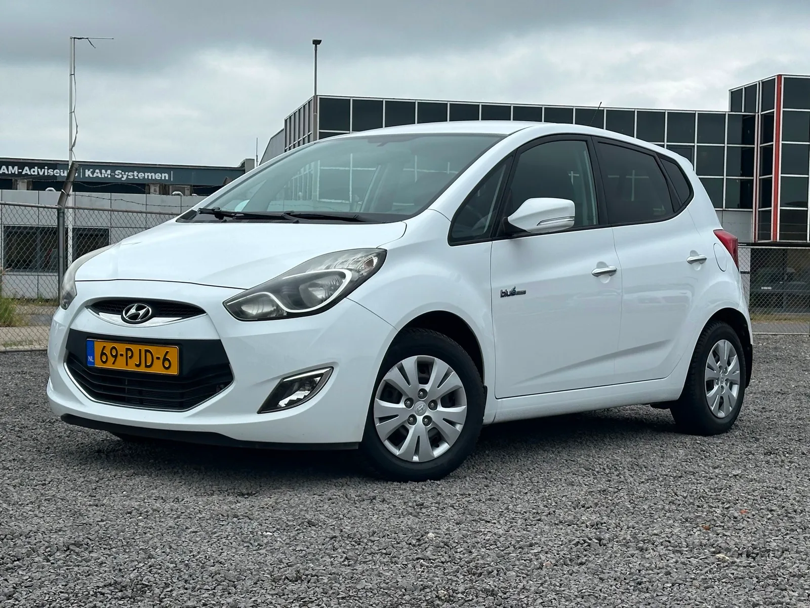 Hyundai ix20 (2011) — foto 1