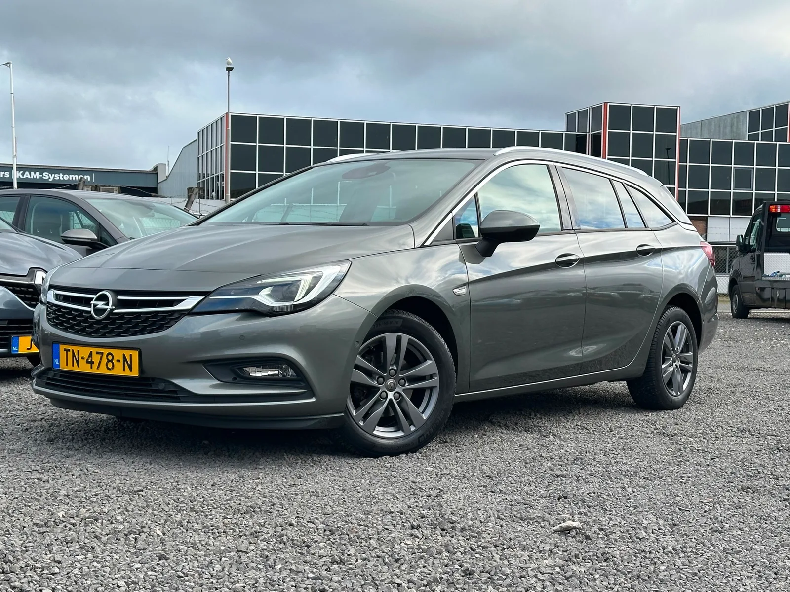 Opel Astra Sports Tourer (2018) — foto 1