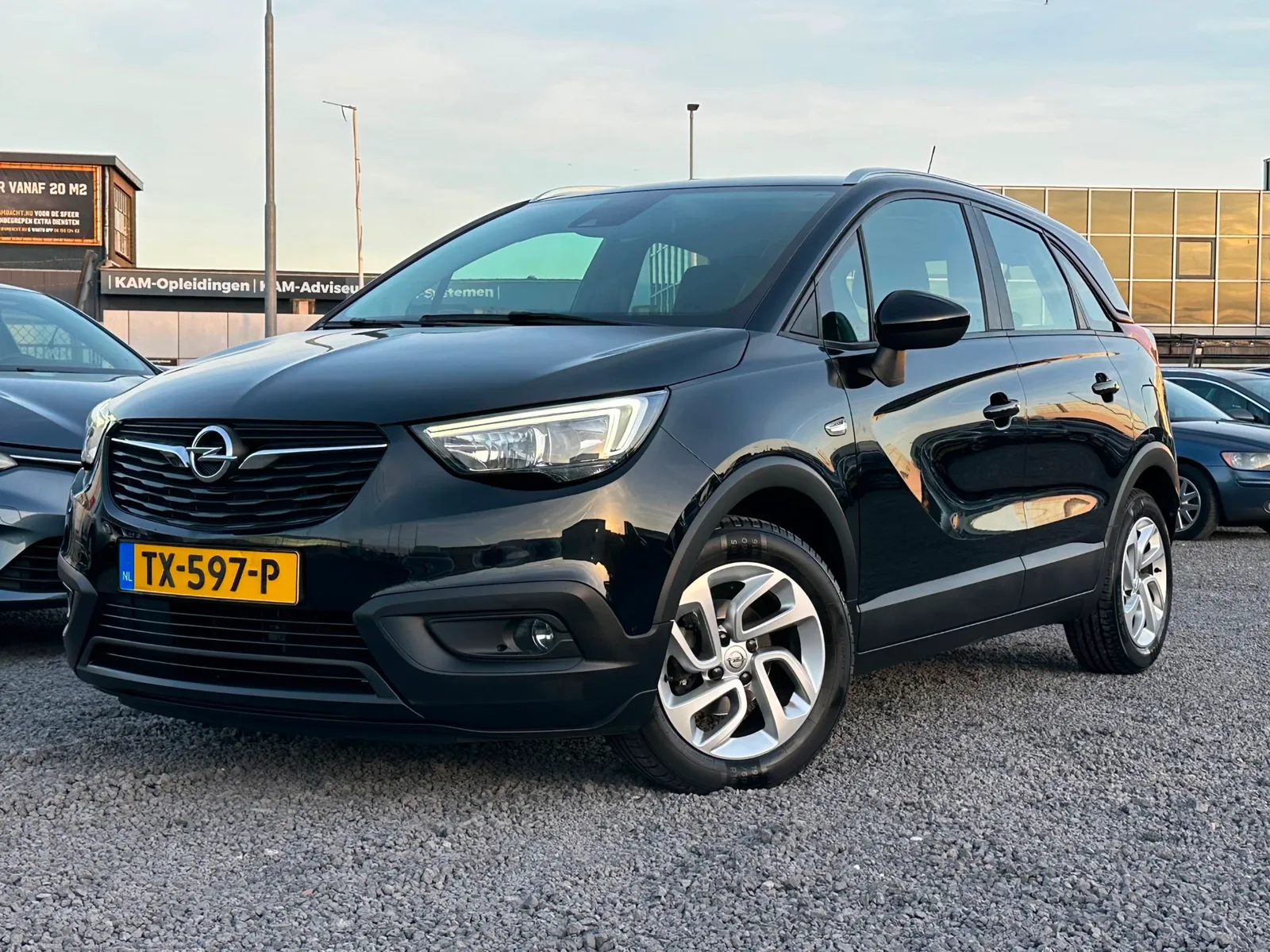 Opel Crossland X (2018) — foto 1