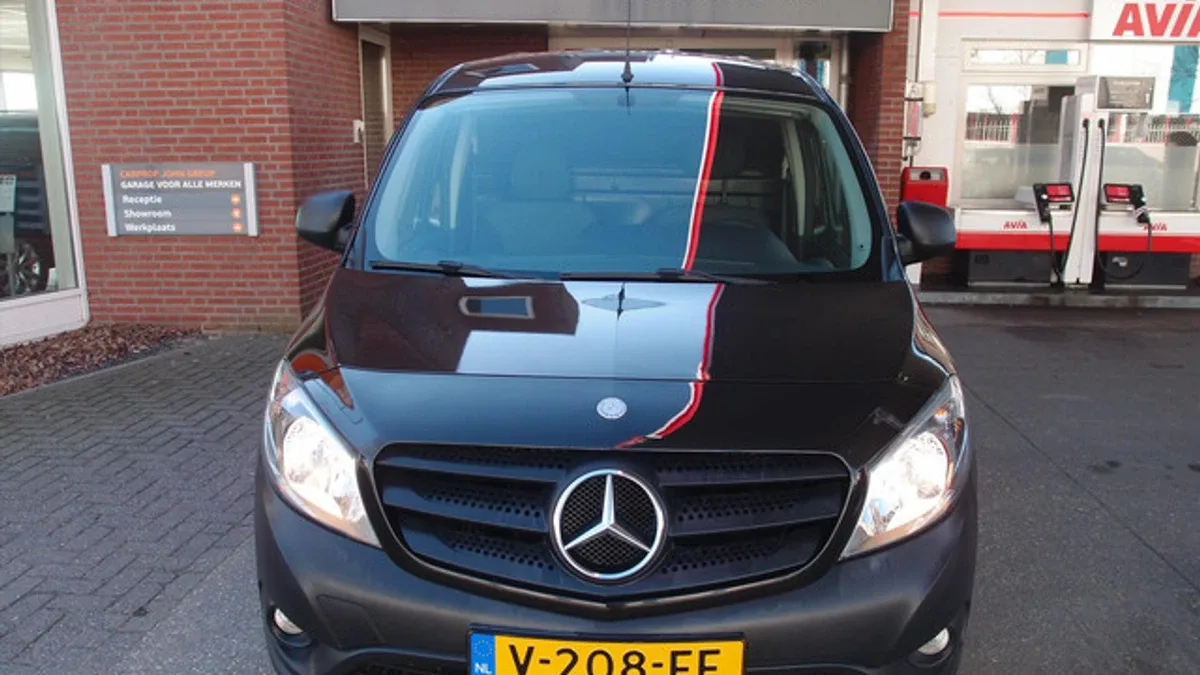 Mercedes-Benz Citan (2017) — foto 1