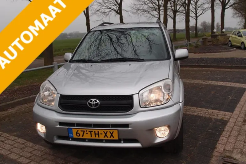 Toyota RAV4 (2004)