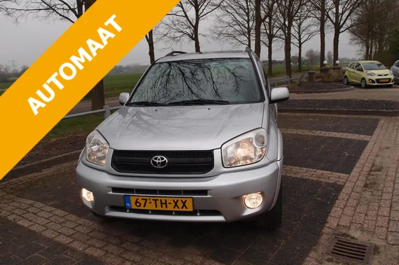 Toyota RAV4 (2004)