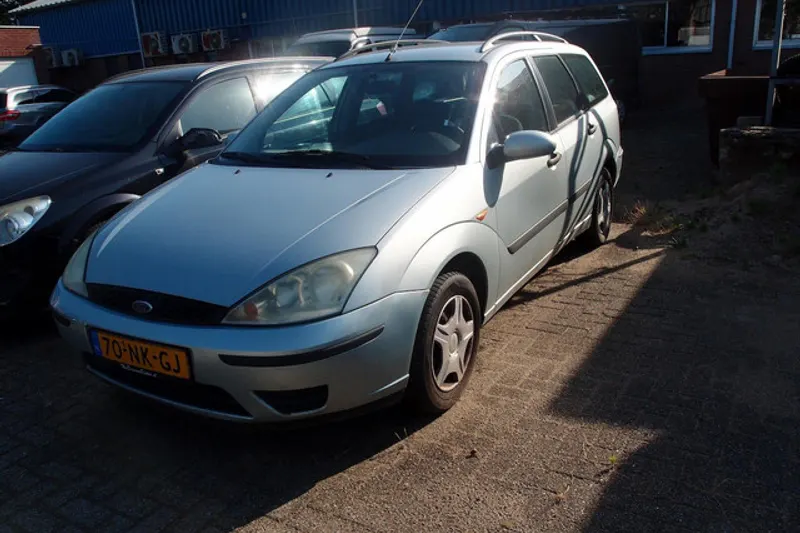 Ford Focus (2003)