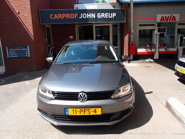 Volkswagen Jetta (2011) — foto 1