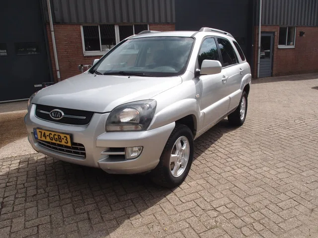 Kia Sportage (2008) — foto 1