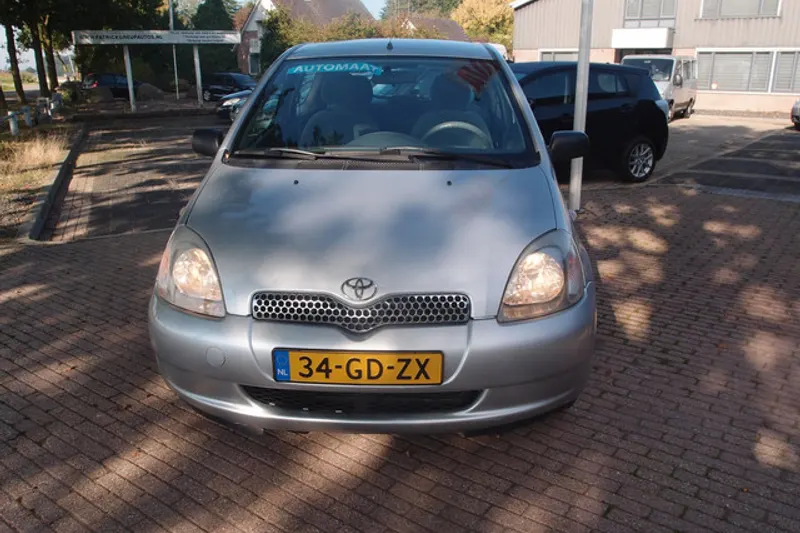 Toyota Yaris (2000)