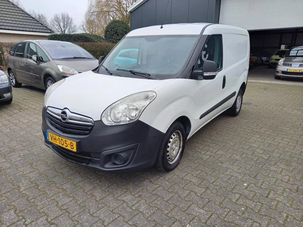 Opel Combo (2014) — foto 1