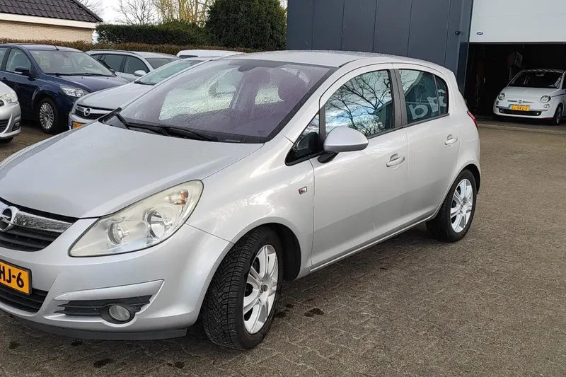 Opel Corsa (2009)