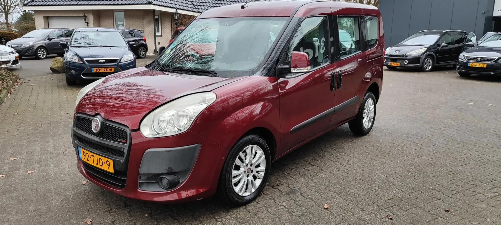 Fiat Doblò (2012) — foto 1
