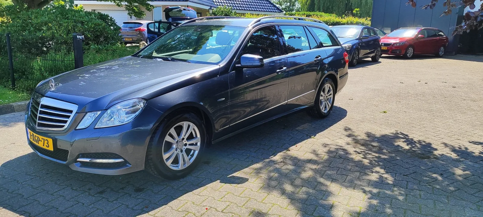 Mercedes-Benz E-Klasse (2012) — foto 1