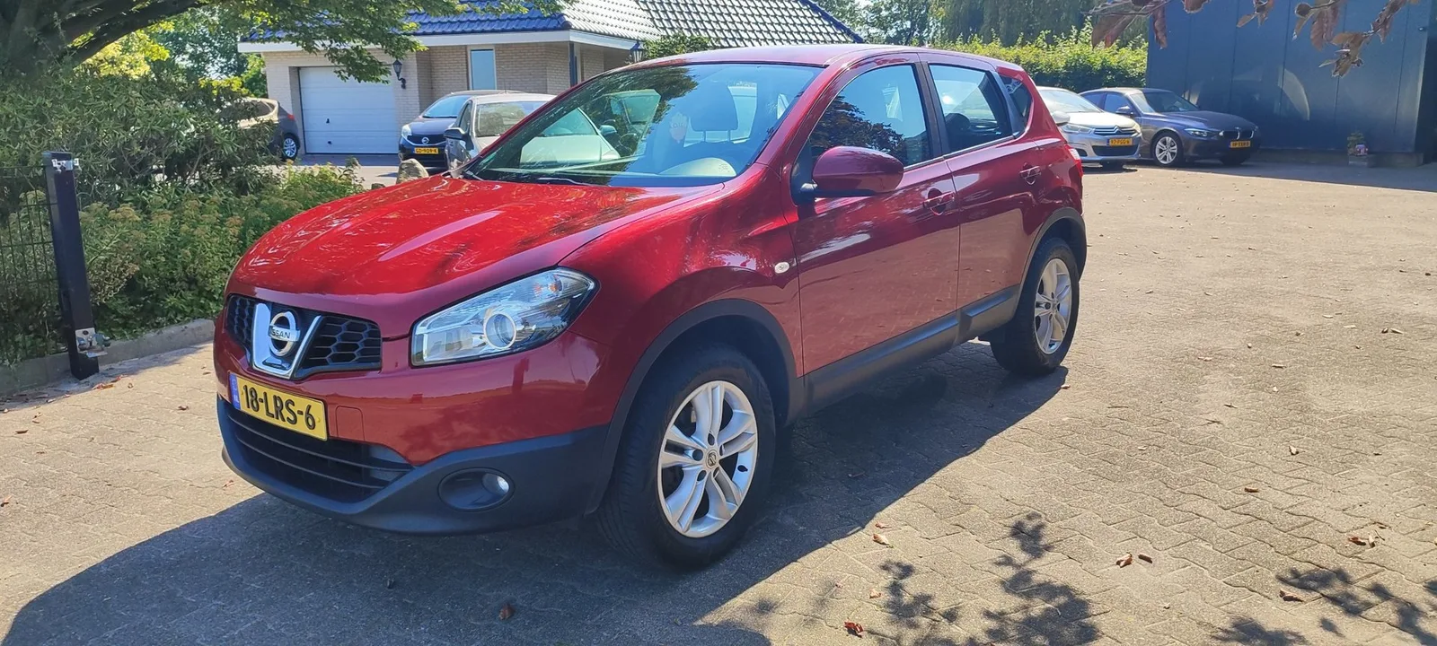 Nissan Qashqai (2010) — foto 1