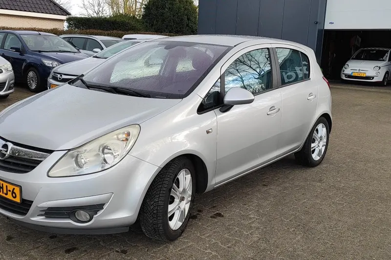 Opel Corsa (2009)
