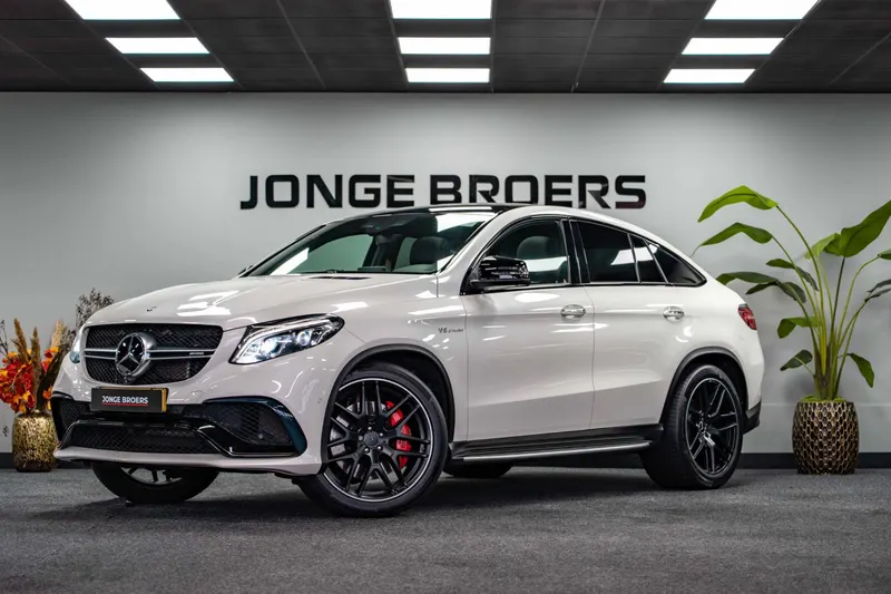 Mercedes-Benz GLE (2016)