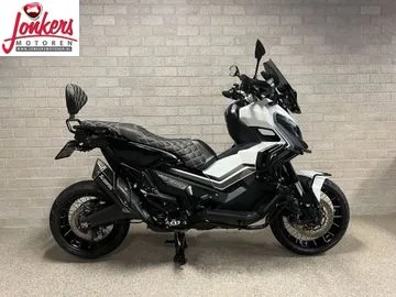 Honda X-ADV (2020) — foto 1