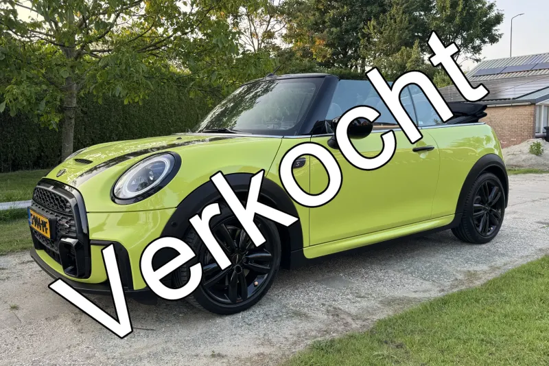 MINI Cabrio (2022)