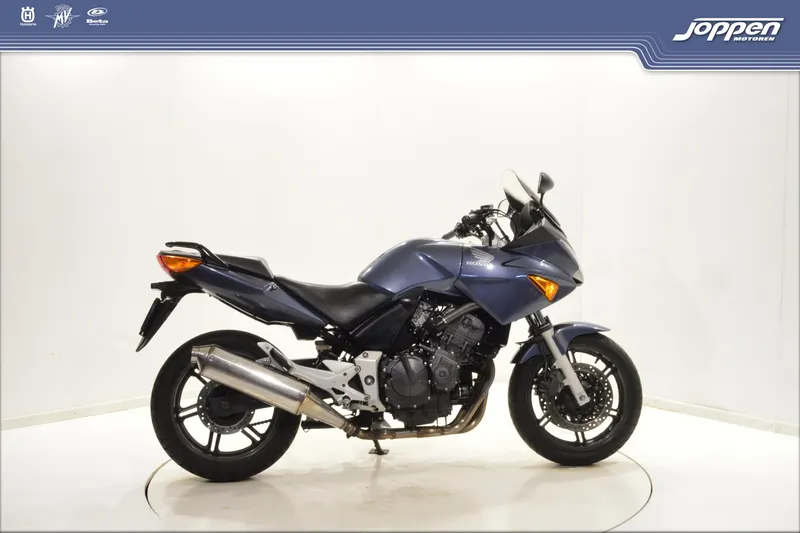 Honda CBF 600 S (2004)