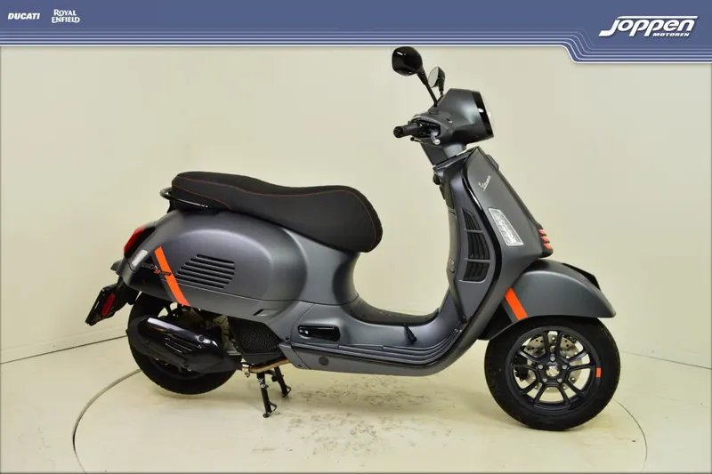 Vespa GTS Supersport 125 (2026)