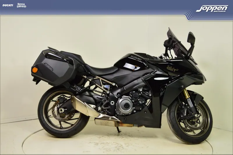 Suzuki GSX-S1000GT (2024)