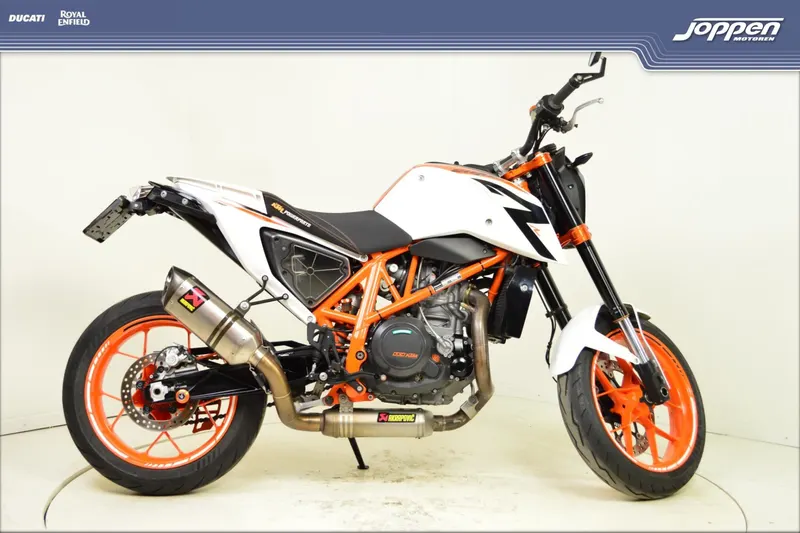 KTM 690 Duke (2015)