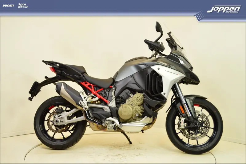Ducati Multistrada V4S (2024)