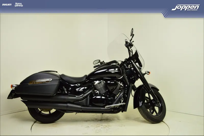 Suzuki C1500 (2015)