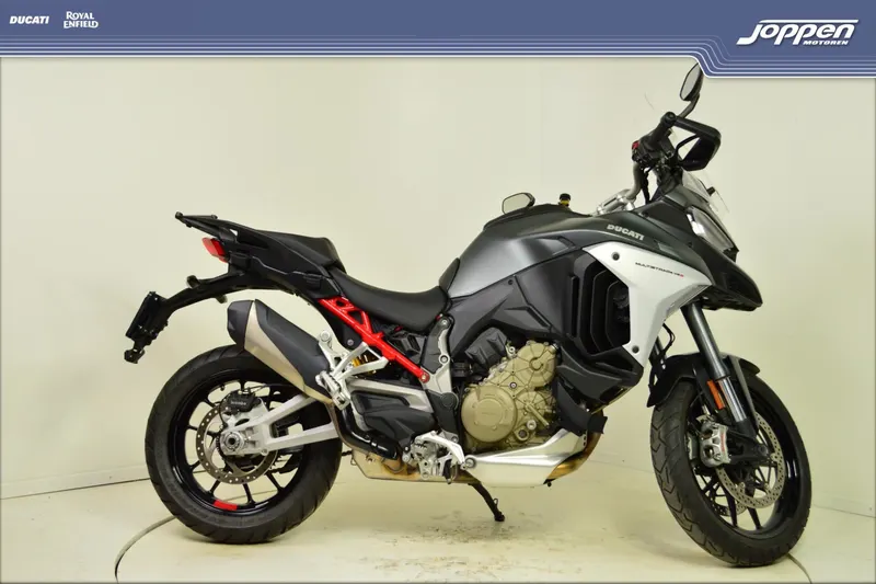 Ducati Multistrada V4S (2024)