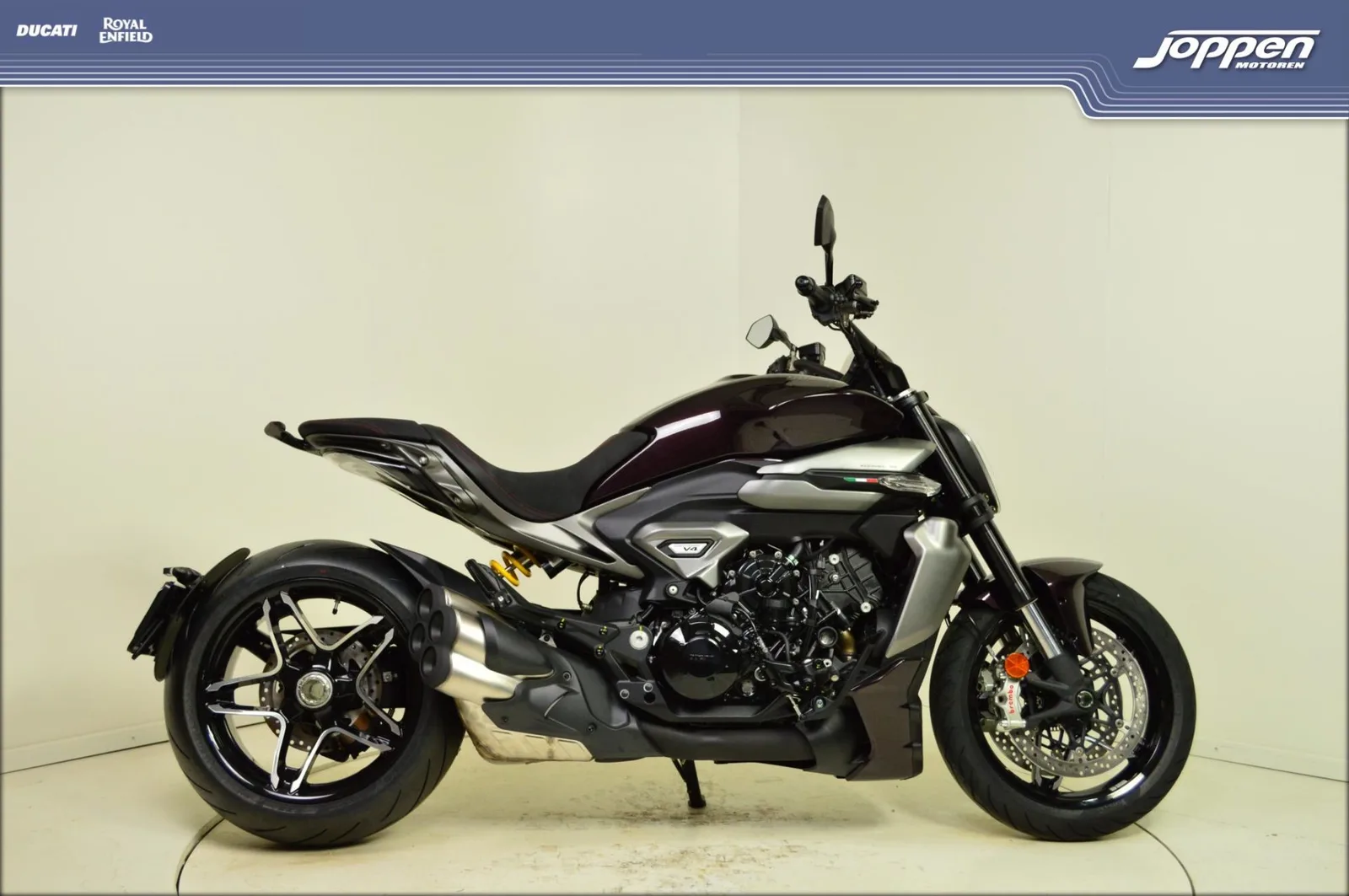 Ducati Xdiavel V4 (2025) — foto 1
