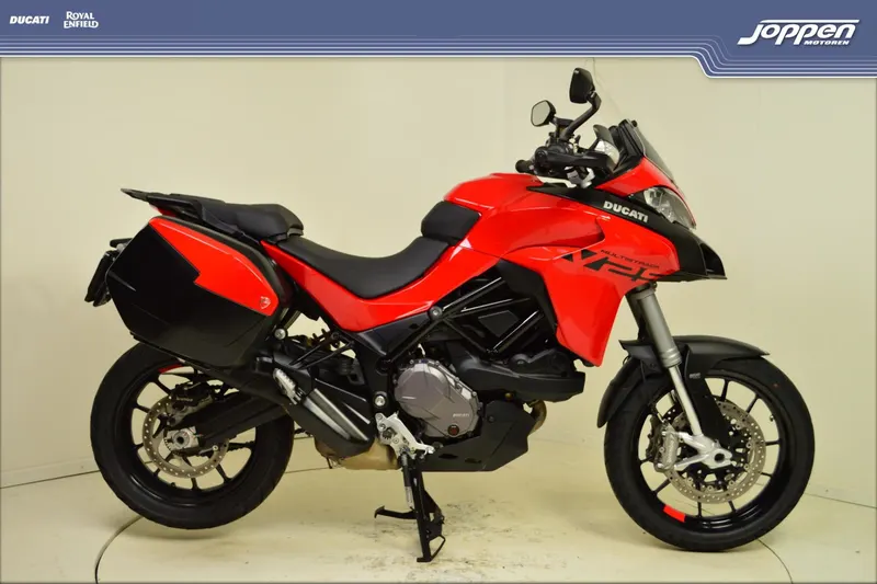 Ducati Multistrada V2 S (2023)