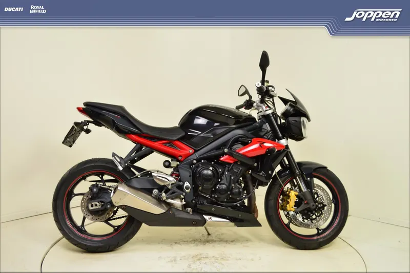 Triumph Street Triple675R (2013)