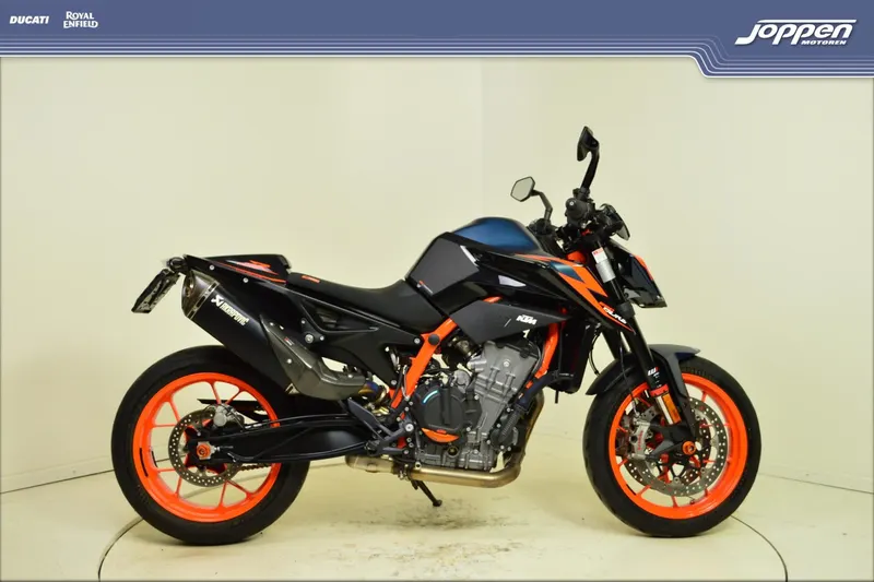 KTM 890 Duke (2023)