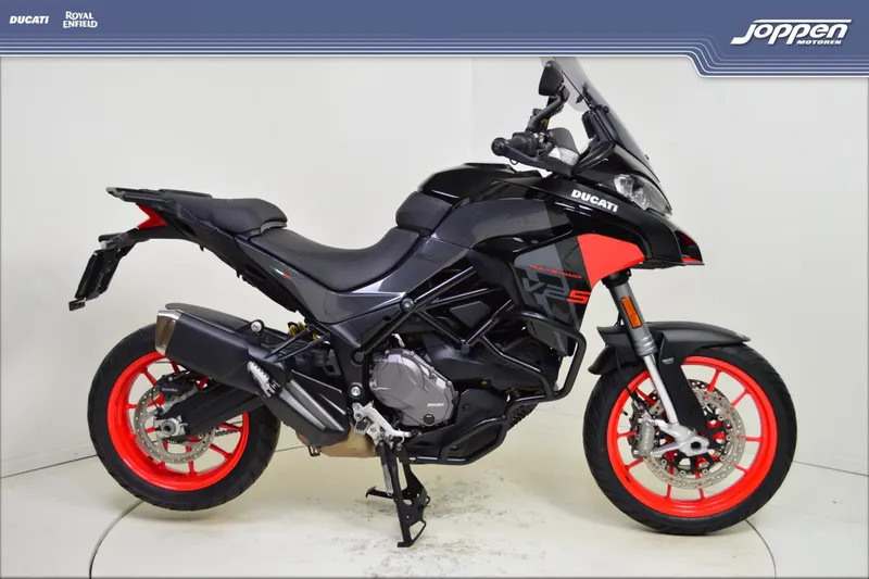Ducati Multistrada V2 S (2024)