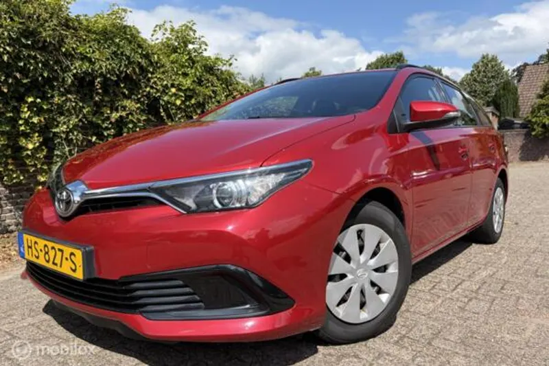 Toyota Auris (2015)