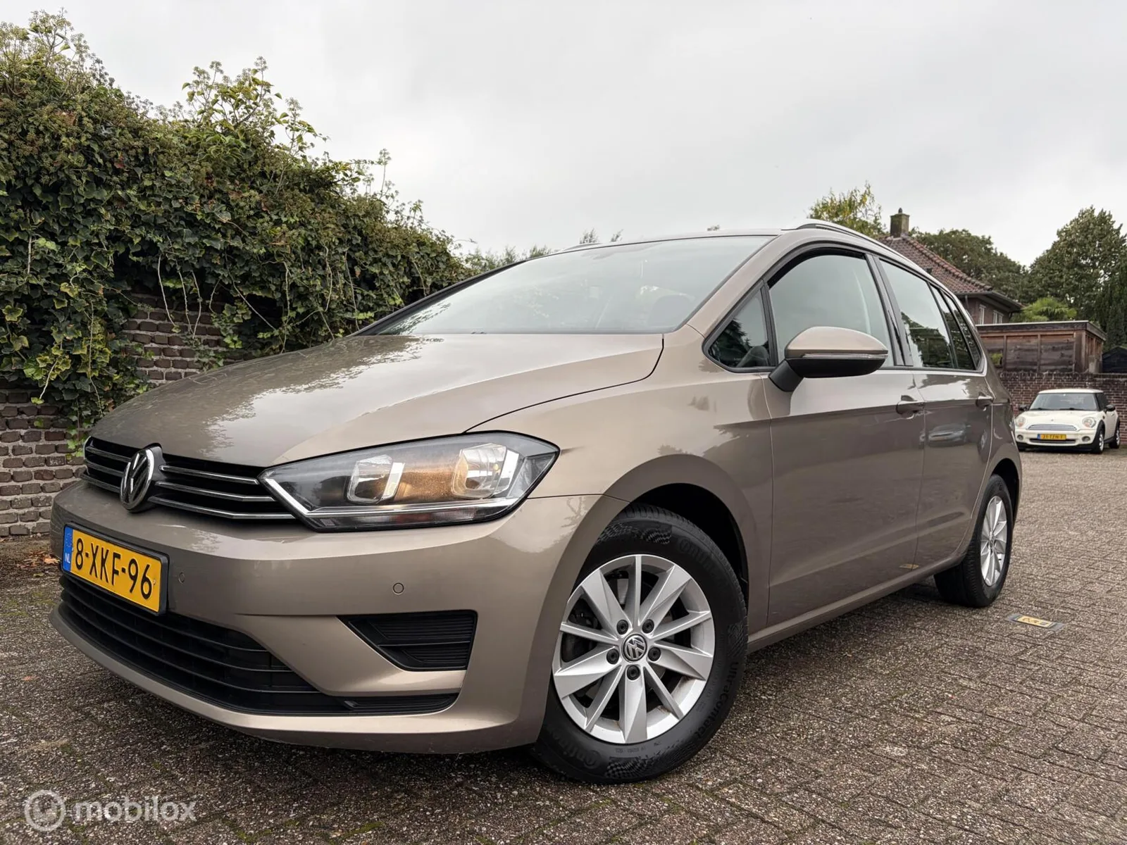 Volkswagen Golf Sportsvan (2014) — foto 1