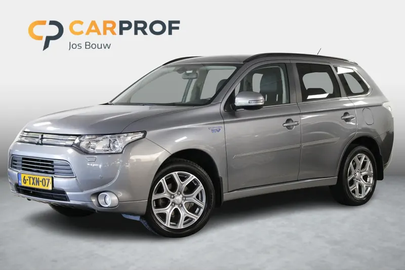 Mitsubishi Outlander (2014)