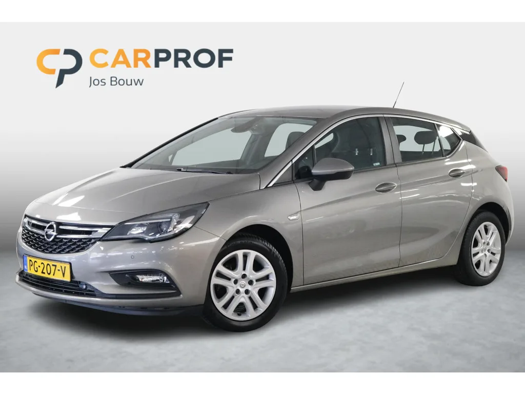 Opel Astra (2017) — foto 1
