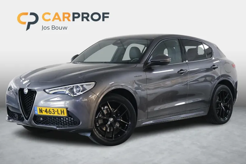 Alfa Romeo Stelvio (2021)