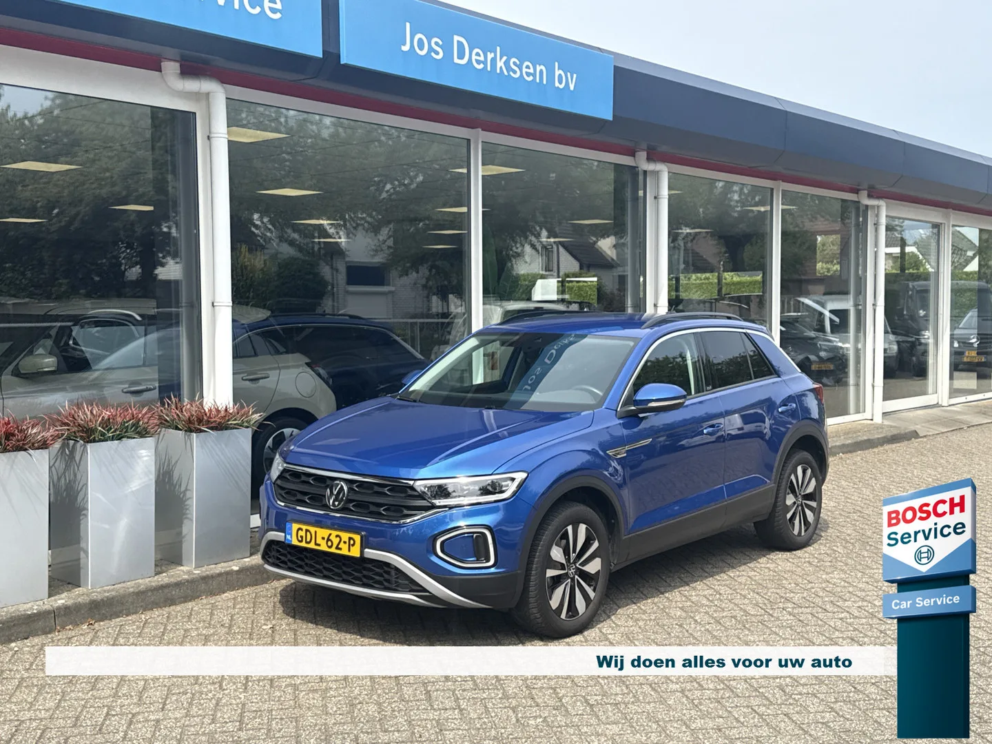 Volkswagen T-Roc (2023) — foto 1