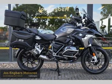BMW R (2021) — foto 1