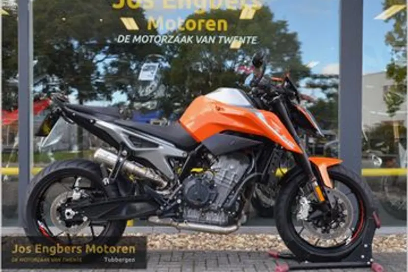 KTM 790 Duke (2018)