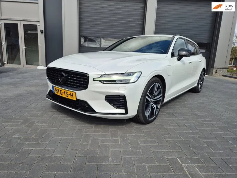 Volvo V60 (2021) — foto 1