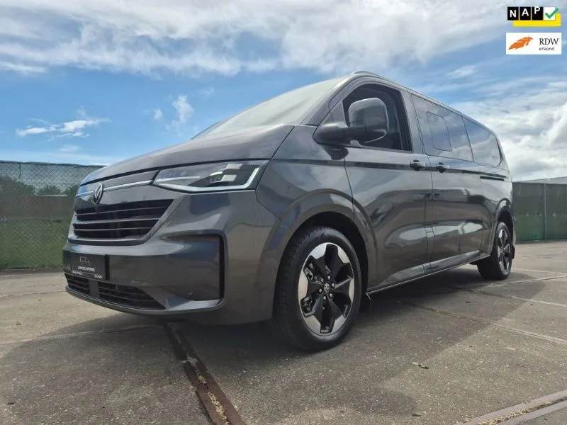 Volkswagen Caravelle (2026) — foto 1
