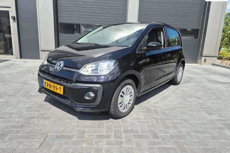 Volkswagen Up! (2017)