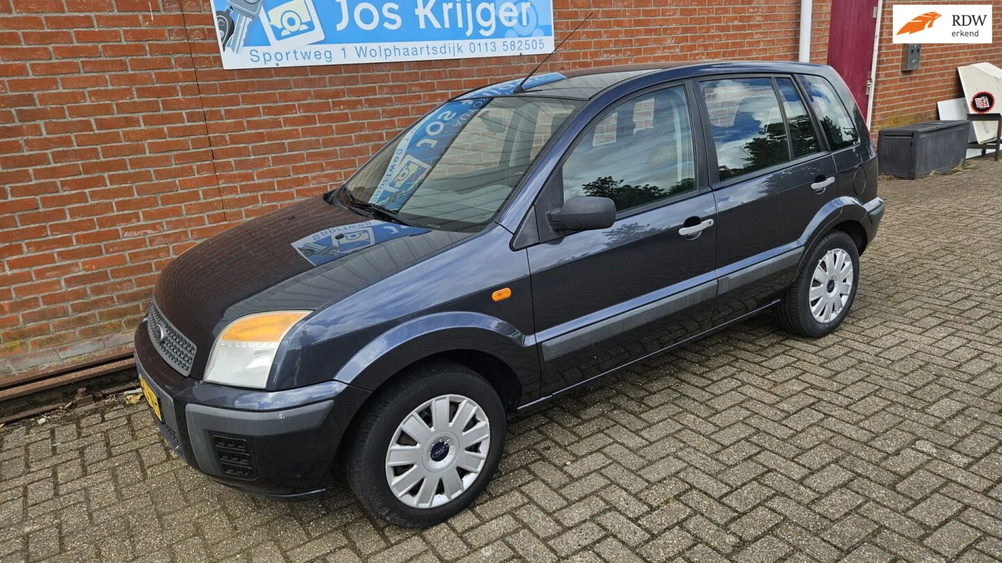 Ford Fusion (2006) — foto 1