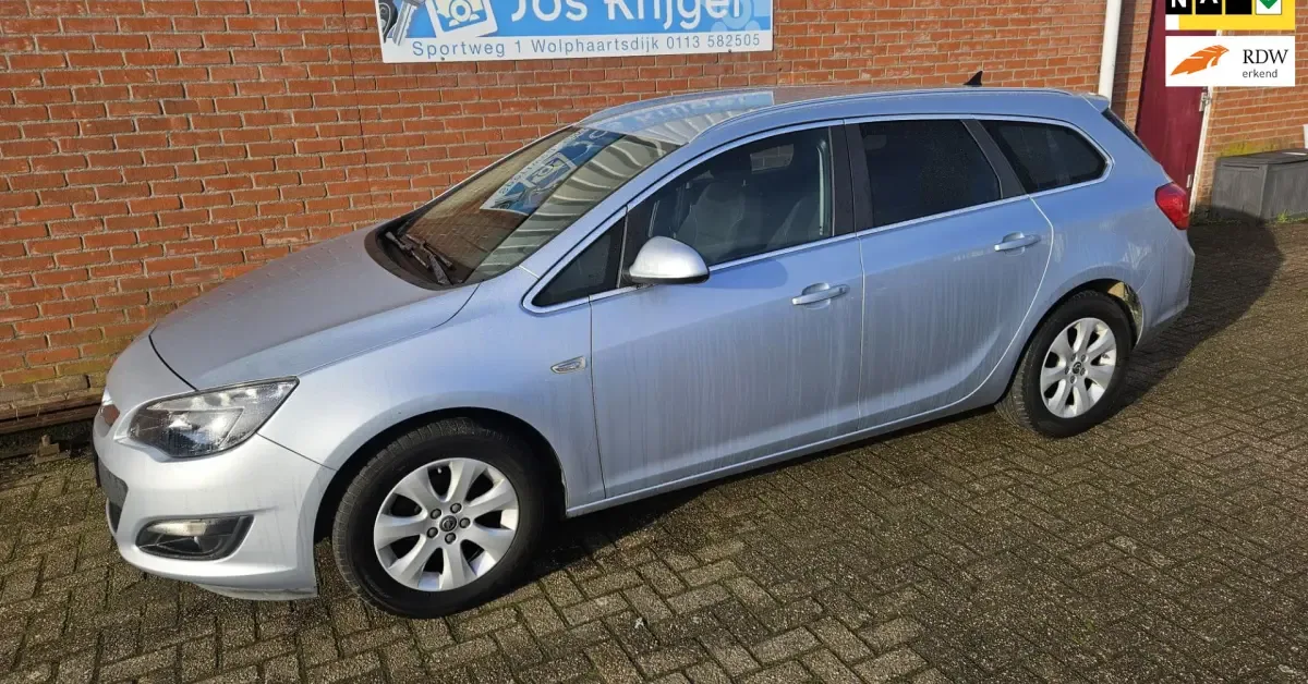 Opel Astra (2016) — foto 1