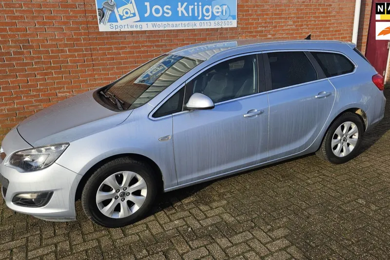 Opel Astra (2016)
