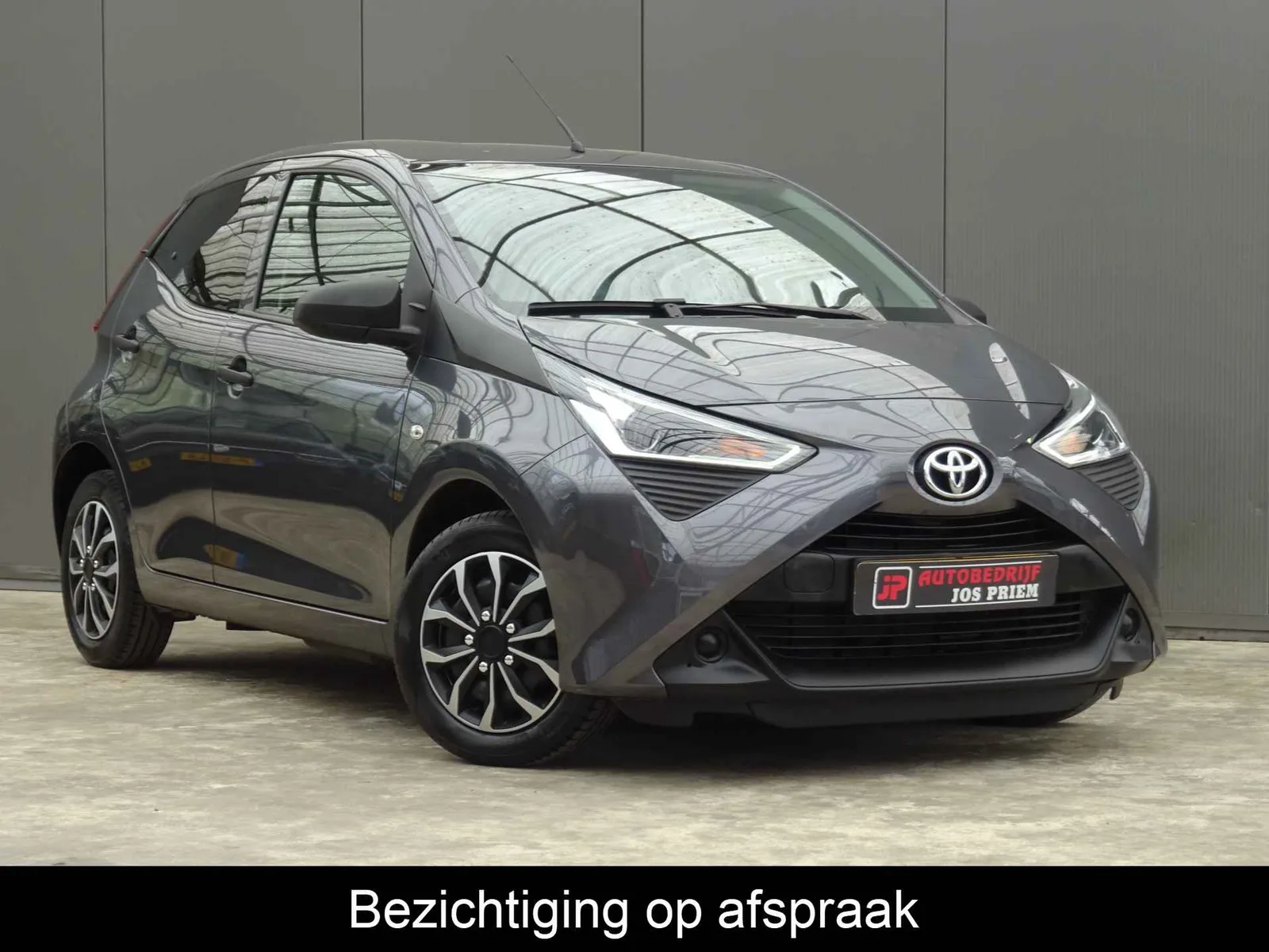 Toyota Aygo (2022) — foto 1