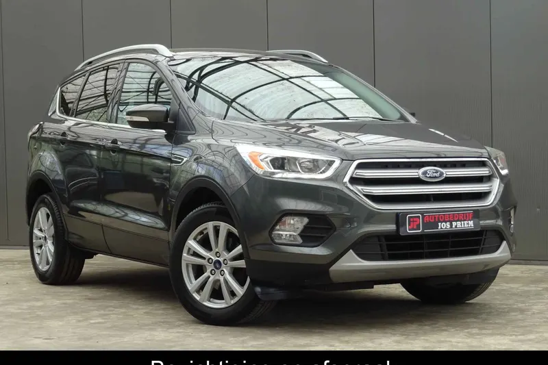 Ford Kuga (2017)