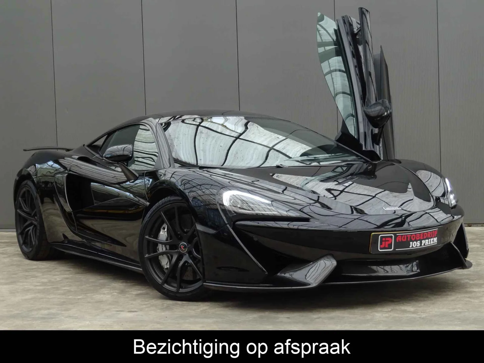 McLaren 570S (2016) — foto 1