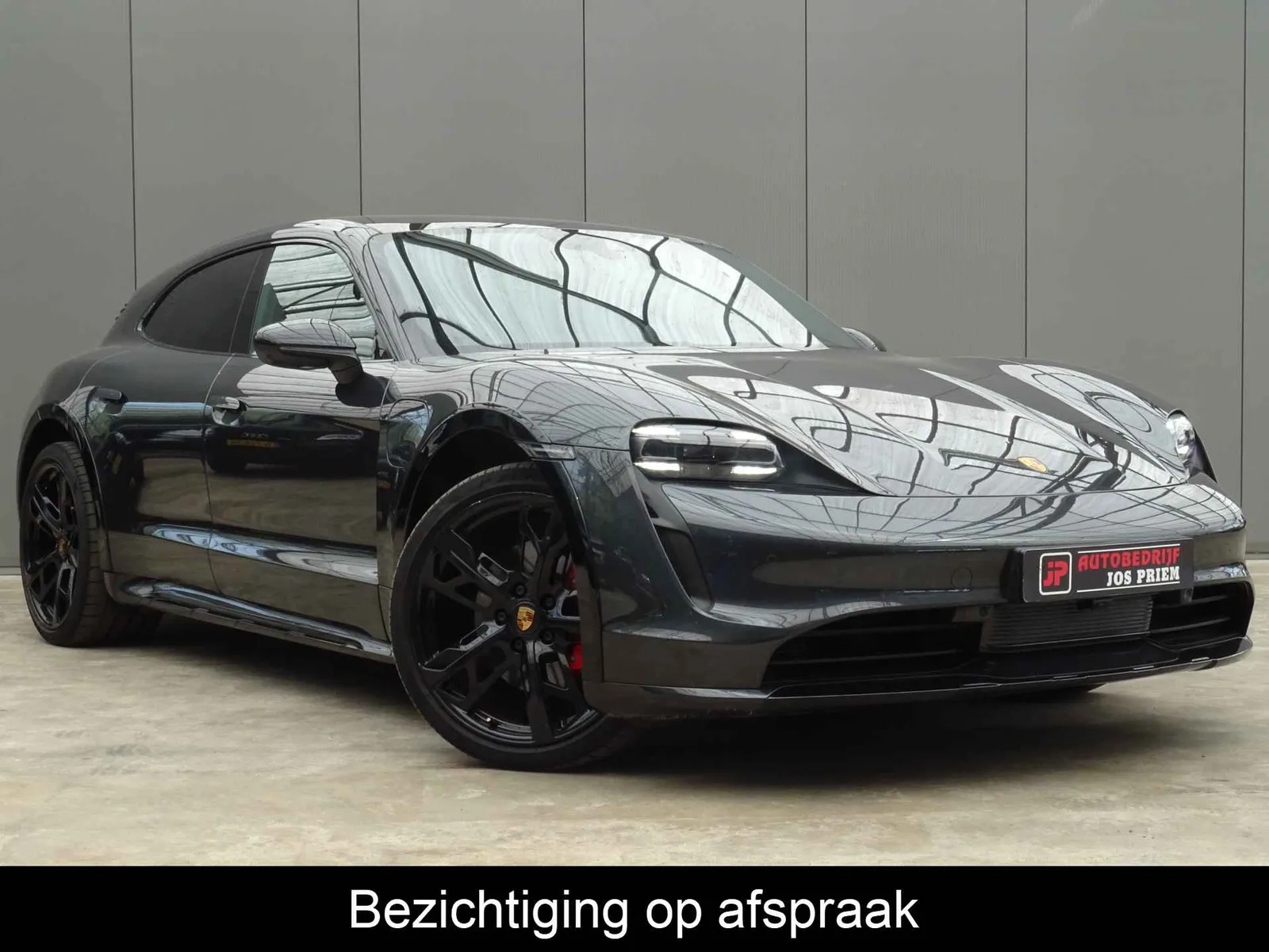 Porsche Taycan (2021) — foto 1