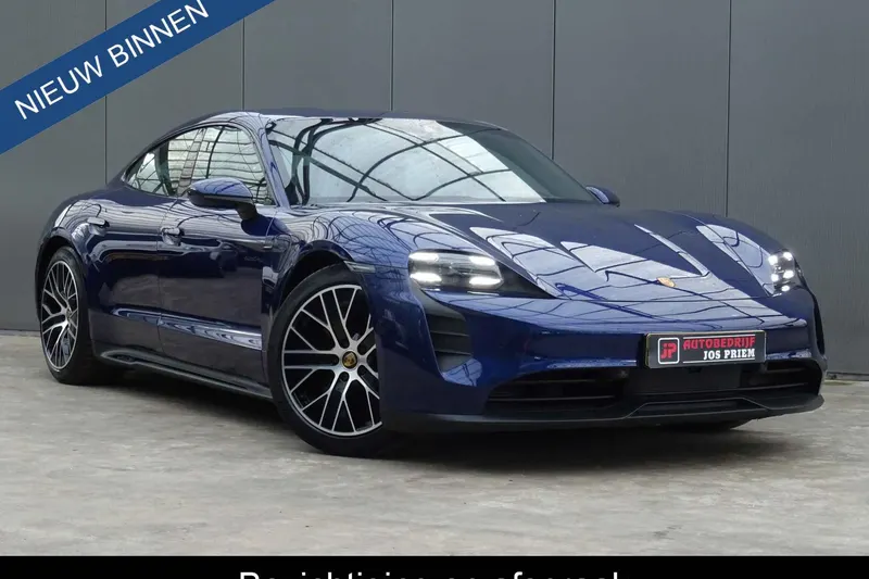 Porsche Taycan (2022)
